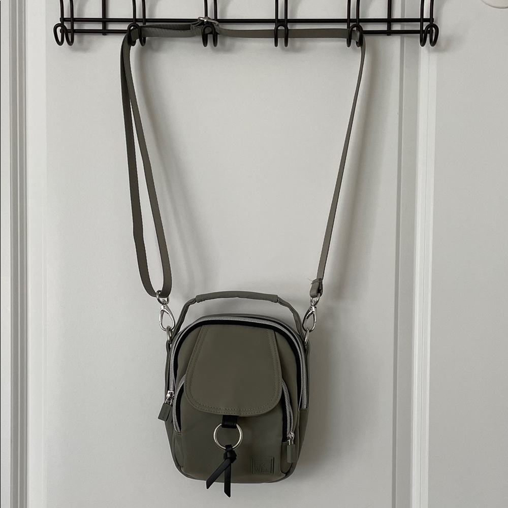 Elegant Olive Crossbody Bag